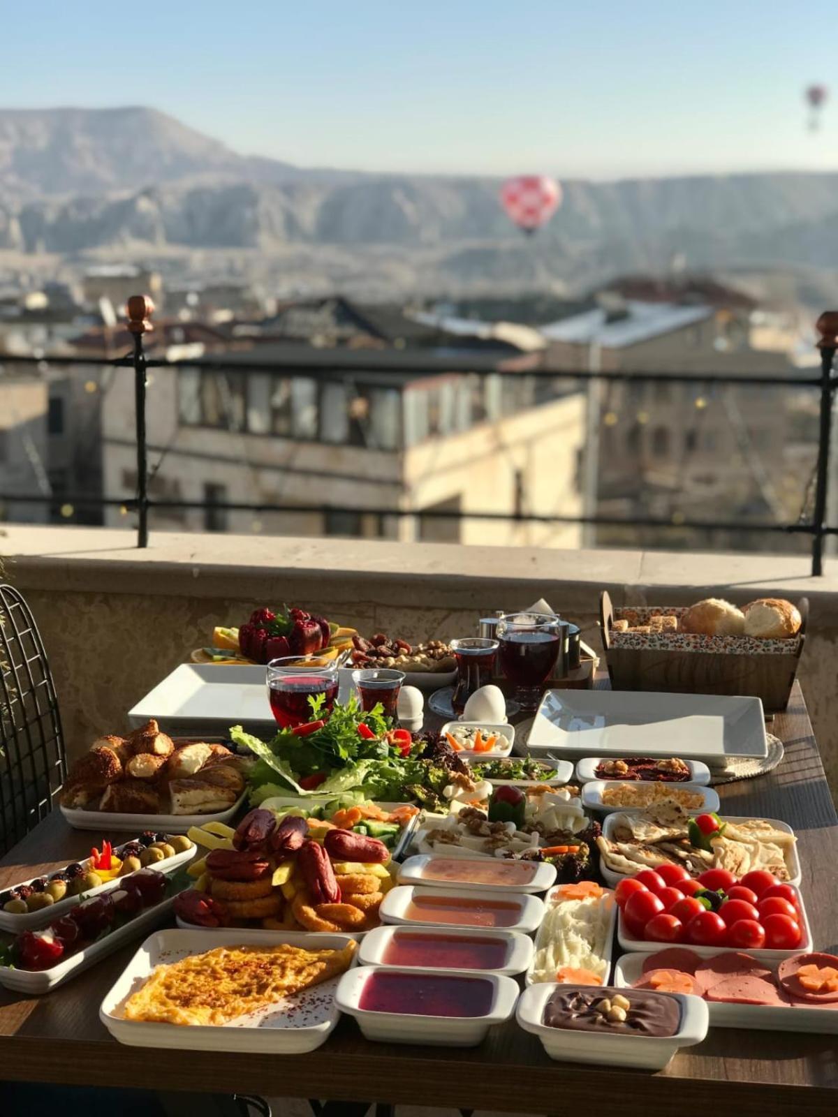 Enjoy Stone Hotel *